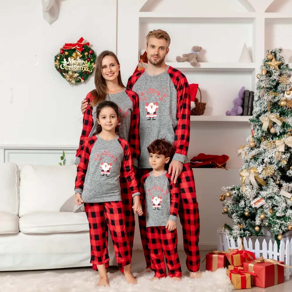 Mini kerstman pyjama 6