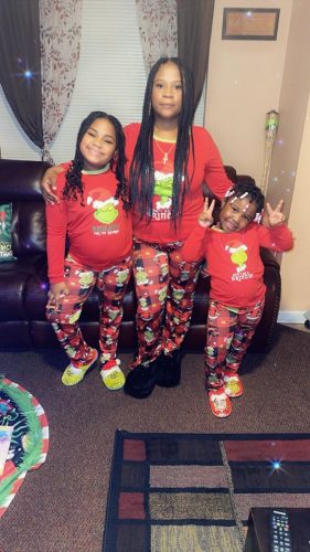 Grinch Pattern Matching Family Christmas Pajamas Set photo review